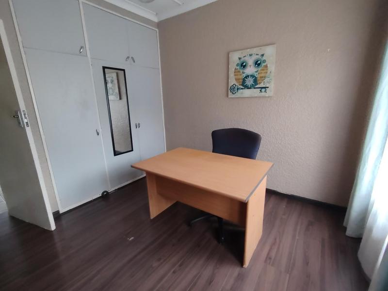 4 Bedroom Property for Sale in Rustivia Gauteng