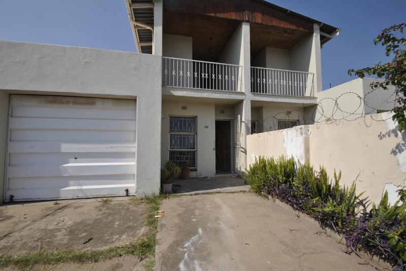 6 Bedroom Property for Sale in Regents Park Gauteng