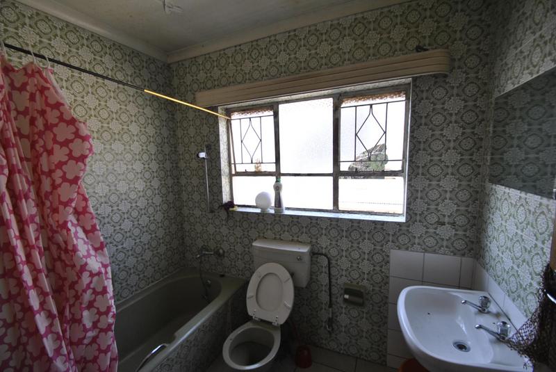 6 Bedroom Property for Sale in Regents Park Gauteng