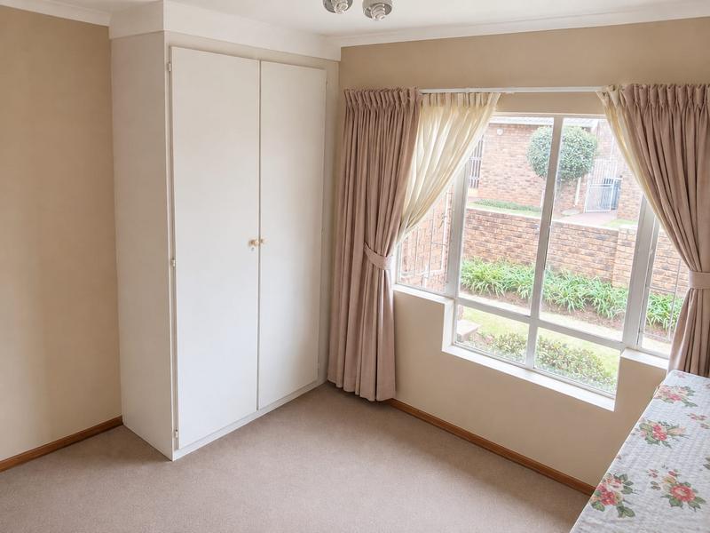 2 Bedroom Property for Sale in Eldoraigne Gauteng