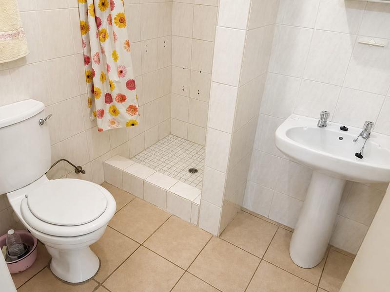 2 Bedroom Property for Sale in Eldoraigne Gauteng