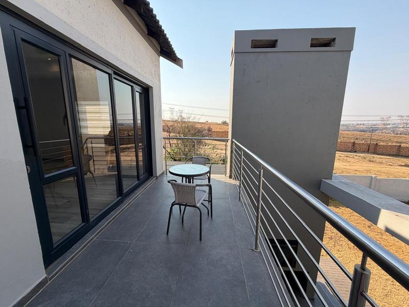 5 Bedroom Property for Sale in Blue Valley Golf Estate Gauteng