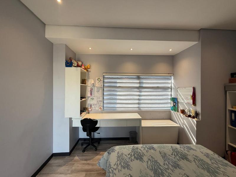 5 Bedroom Property for Sale in Blue Valley Golf Estate Gauteng