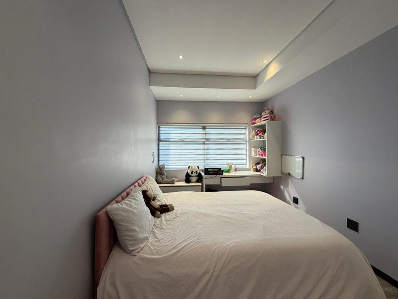 5 Bedroom Property for Sale in Blue Valley Golf Estate Gauteng