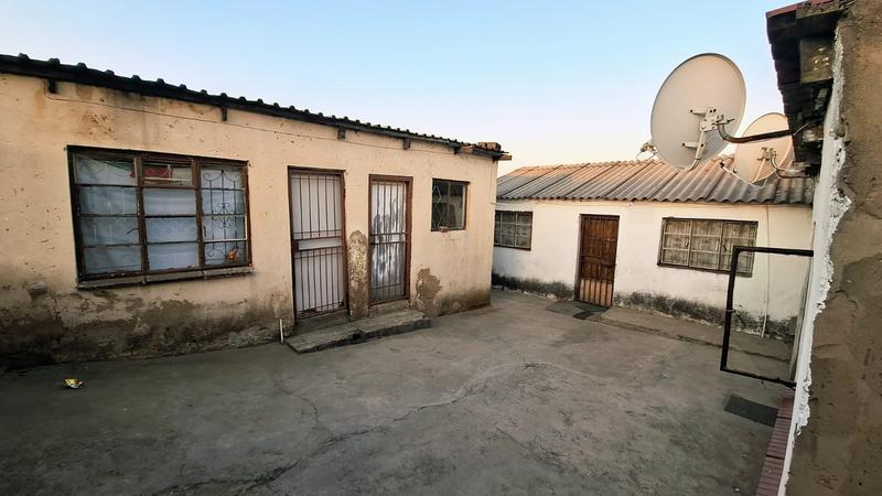 2 Bedroom Property for Sale in Tembisa Gauteng
