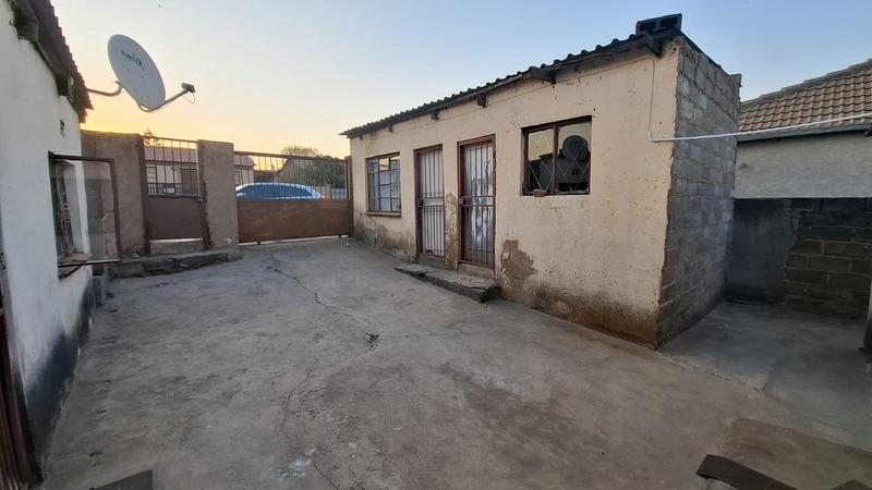 2 Bedroom Property for Sale in Tembisa Gauteng