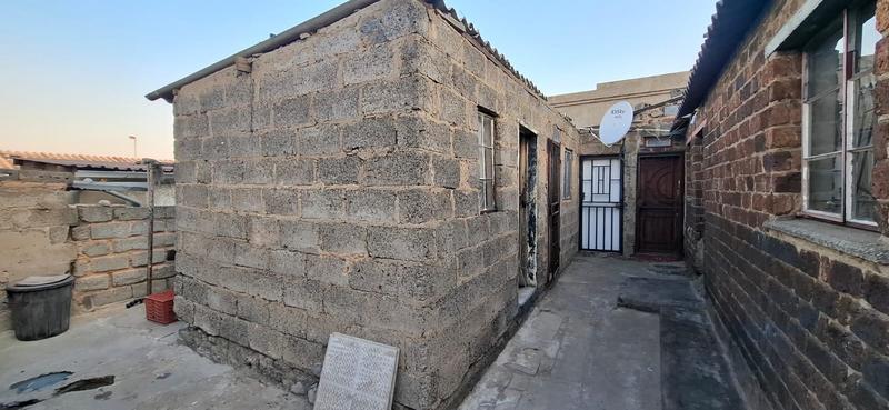 2 Bedroom Property for Sale in Tembisa Gauteng
