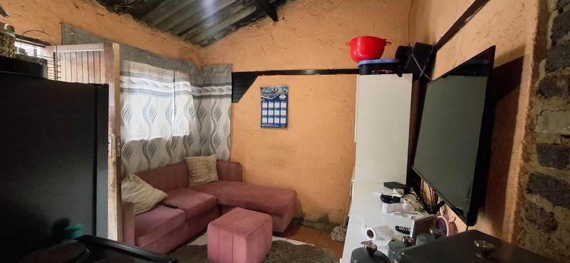 2 Bedroom Property for Sale in Tembisa Gauteng