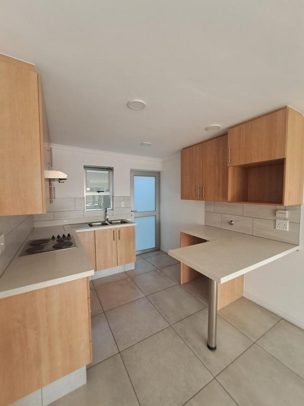 To Let 2 Bedroom Property for Rent in Lambton Gauteng