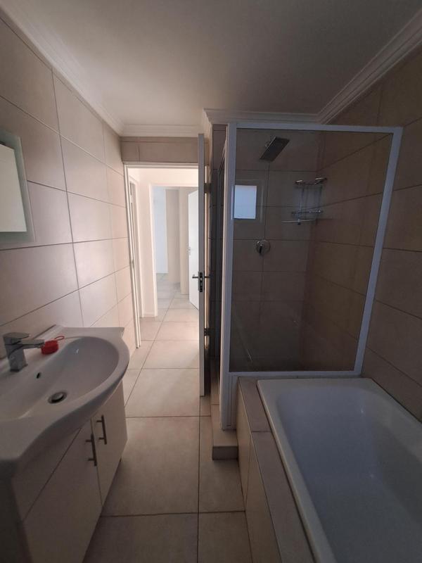 To Let 2 Bedroom Property for Rent in Lambton Gauteng