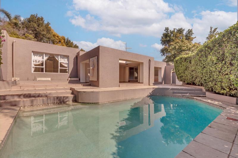 4 Bedroom Property for Sale in Fourways Gardens Gauteng