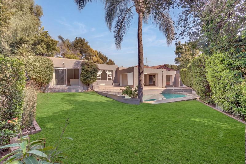 4 Bedroom Property for Sale in Fourways Gardens Gauteng
