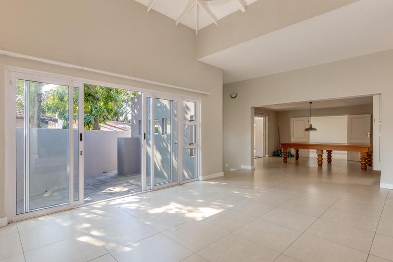 4 Bedroom Property for Sale in Fourways Gardens Gauteng