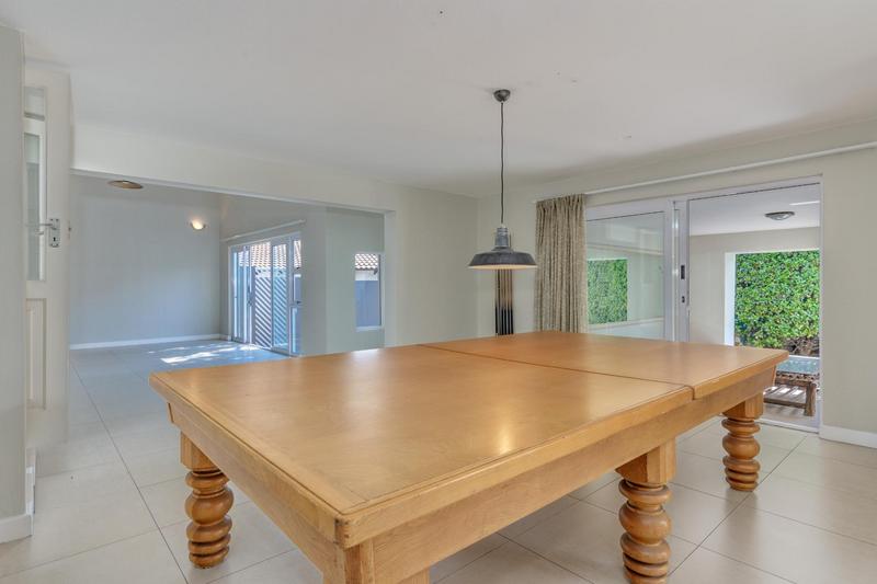 4 Bedroom Property for Sale in Fourways Gardens Gauteng