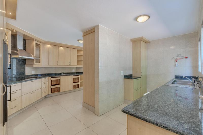 4 Bedroom Property for Sale in Fourways Gardens Gauteng