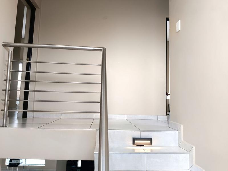 4 Bedroom Property for Sale in Midstream Ridge Gauteng