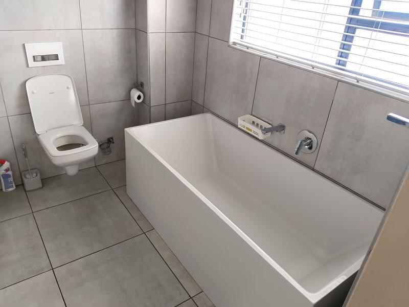 4 Bedroom Property for Sale in Midstream Ridge Gauteng