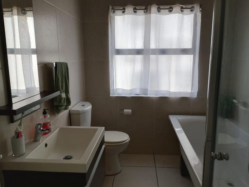 To Let 2 Bedroom Property for Rent in Dainfern Gauteng