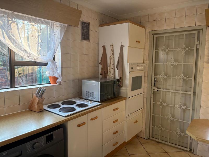 To Let 2 Bedroom Property for Rent in Northcliff Gauteng