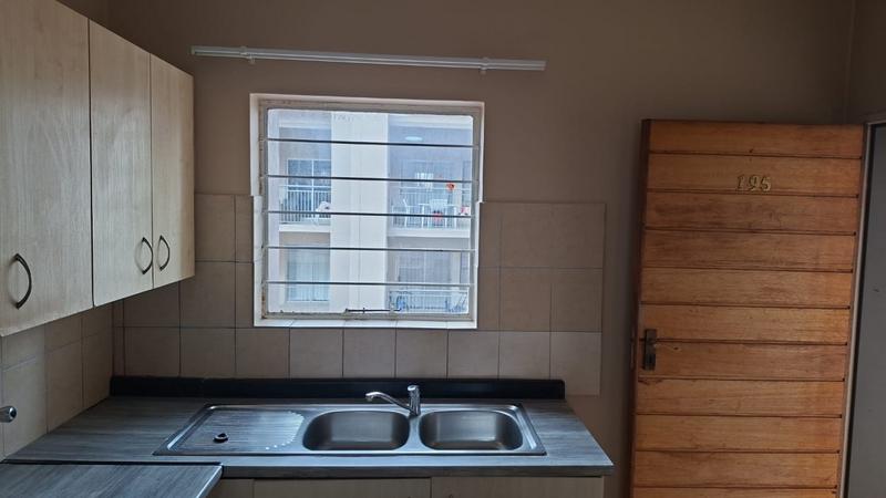 To Let 2 Bedroom Property for Rent in Northgate Gauteng