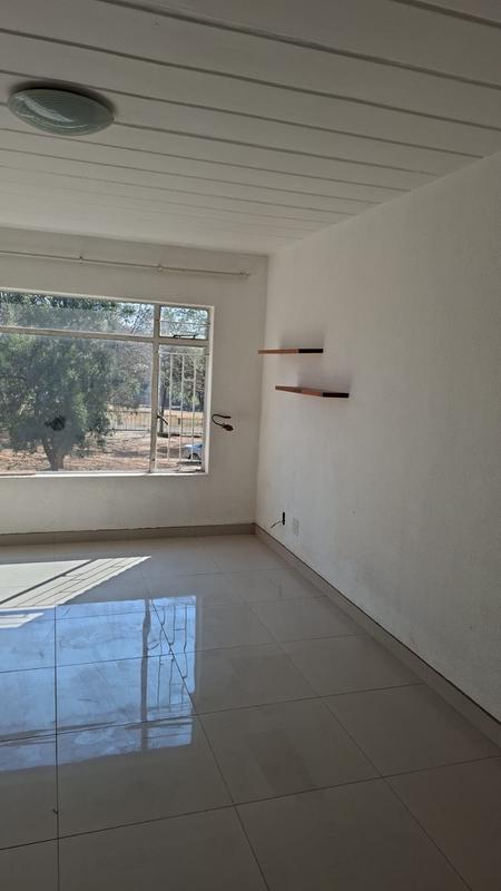 To Let 2 Bedroom Property for Rent in Northcliff Gauteng