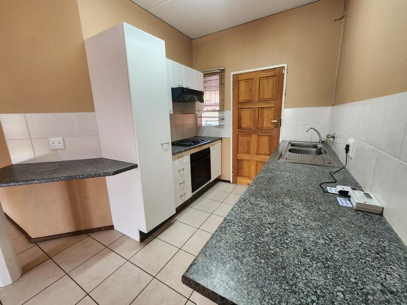 To Let 2 Bedroom Property for Rent in Willowbrook Gauteng