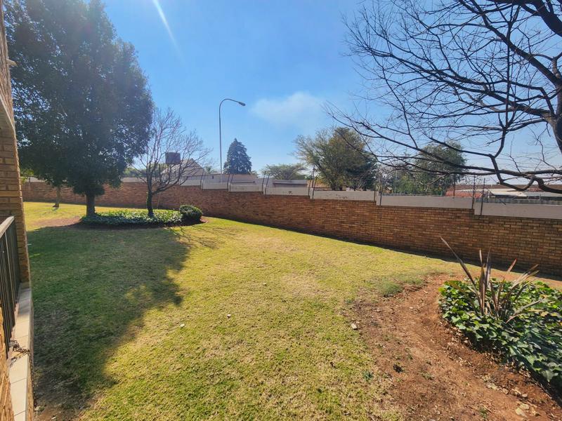 To Let 2 Bedroom Property for Rent in Willowbrook Gauteng