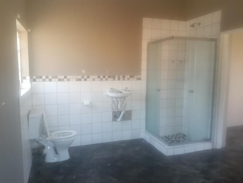 To Let 2 Bedroom Property for Rent in Petersfield Gauteng