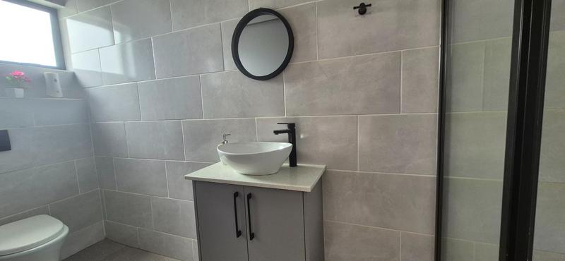 To Let 4 Bedroom Property for Rent in Midstream Ridge Gauteng
