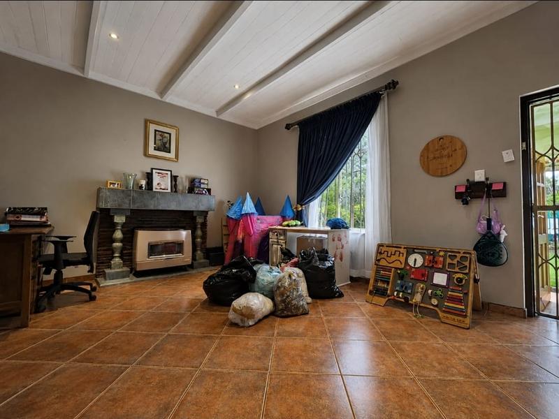 3 Bedroom Property for Sale in Brackenhurst Gauteng