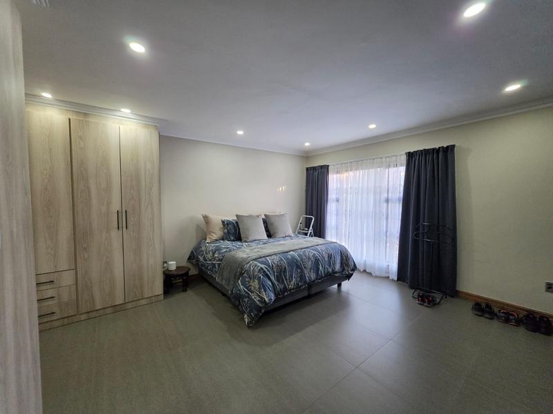 4 Bedroom Property for Sale in Brackenhurst Gauteng