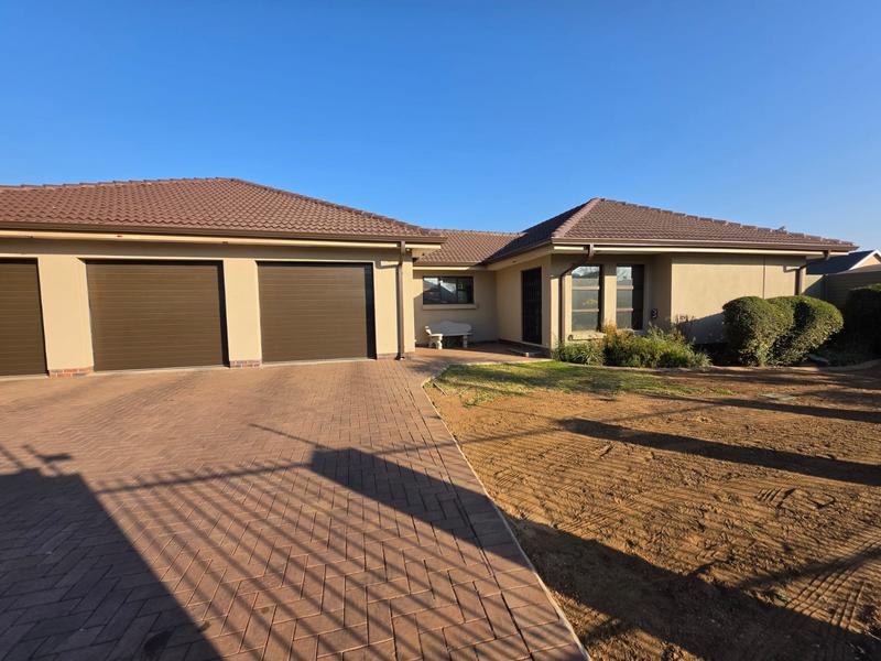 4 Bedroom Property for Sale in Brackenhurst Gauteng