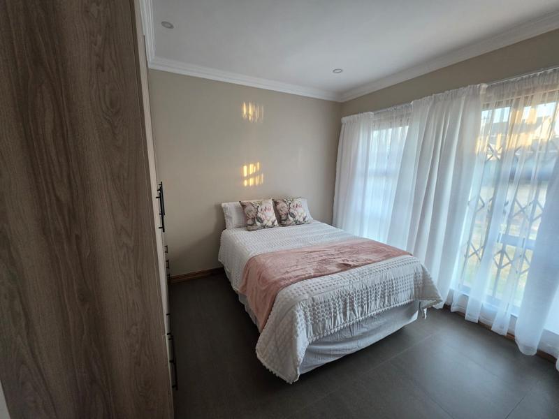 4 Bedroom Property for Sale in Brackenhurst Gauteng