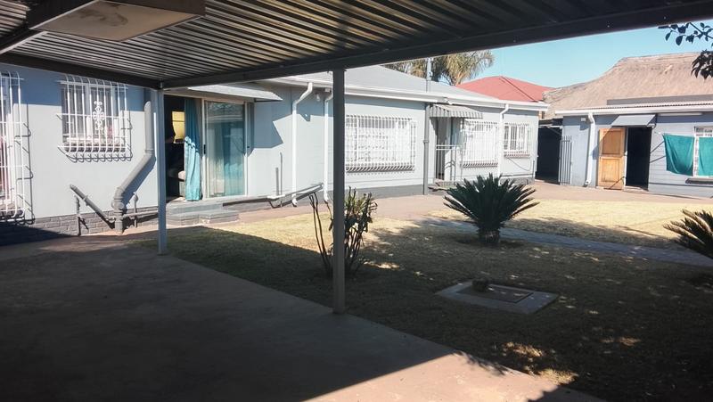 3 Bedroom Property for Sale in Randgate Gauteng