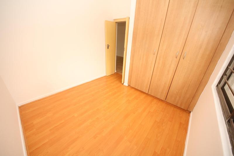 2 Bedroom Property for Sale in Sunninghill Gauteng