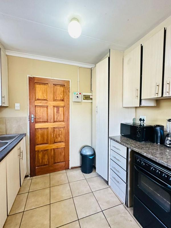 To Let 2 Bedroom Property for Rent in Cosmo City Gauteng