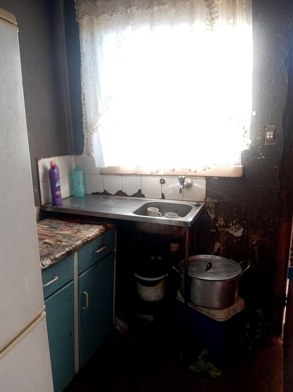 2 Bedroom Property for Sale in Likole Gauteng