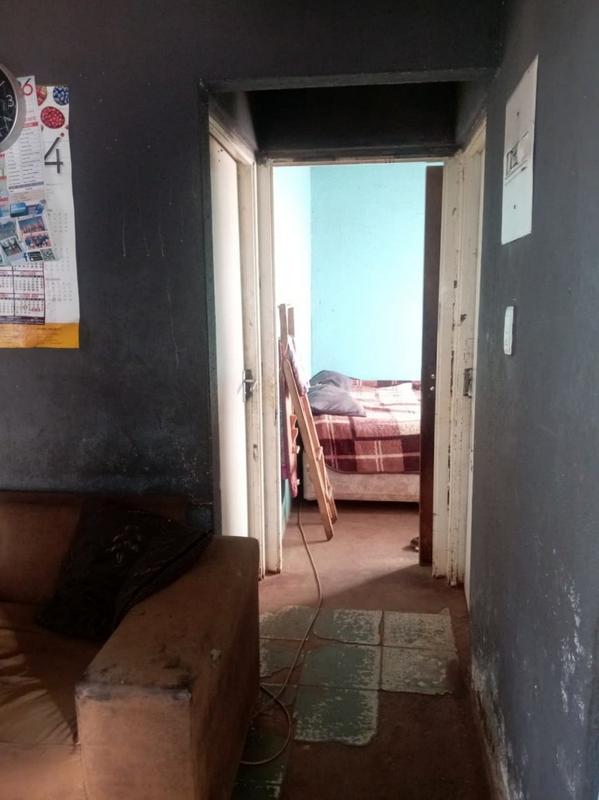 2 Bedroom Property for Sale in Likole Gauteng