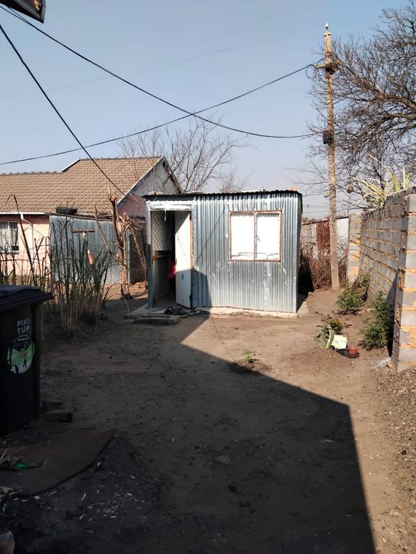 2 Bedroom Property for Sale in Moroka Gauteng
