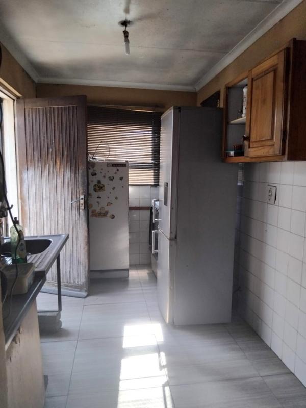 2 Bedroom Property for Sale in Moroka Gauteng