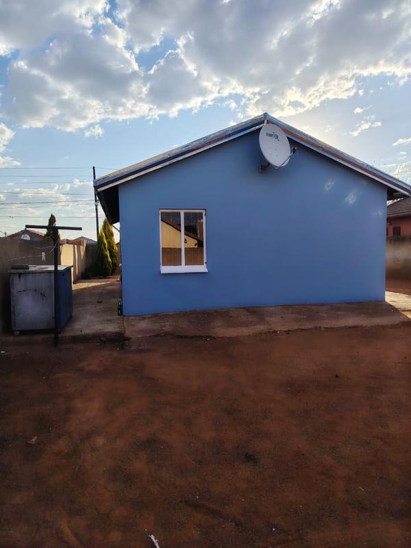 To Let 3 Bedroom Property for Rent in Protea Glen Gauteng