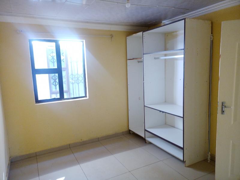 3 Bedroom Property for Sale in Protea Glen Gauteng
