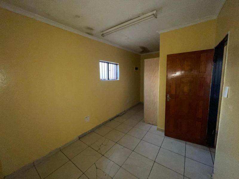 2 Bedroom Property for Sale in Lenasia Ext 2 Gauteng