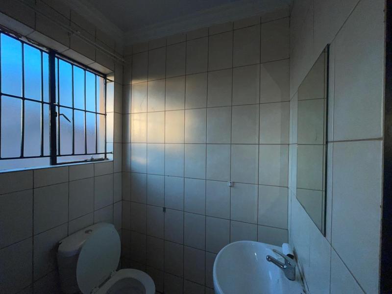 2 Bedroom Property for Sale in Lenasia Ext 2 Gauteng