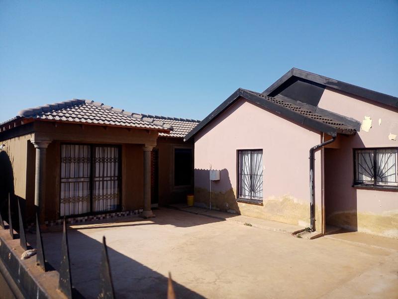 3 Bedroom Property for Sale in Protea Glen Gauteng