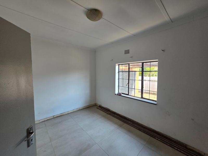 4 Bedroom Property for Sale in Clayville East Gauteng
