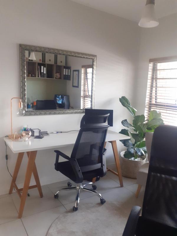 To Let 3 Bedroom Property for Rent in Linbro Park Gauteng