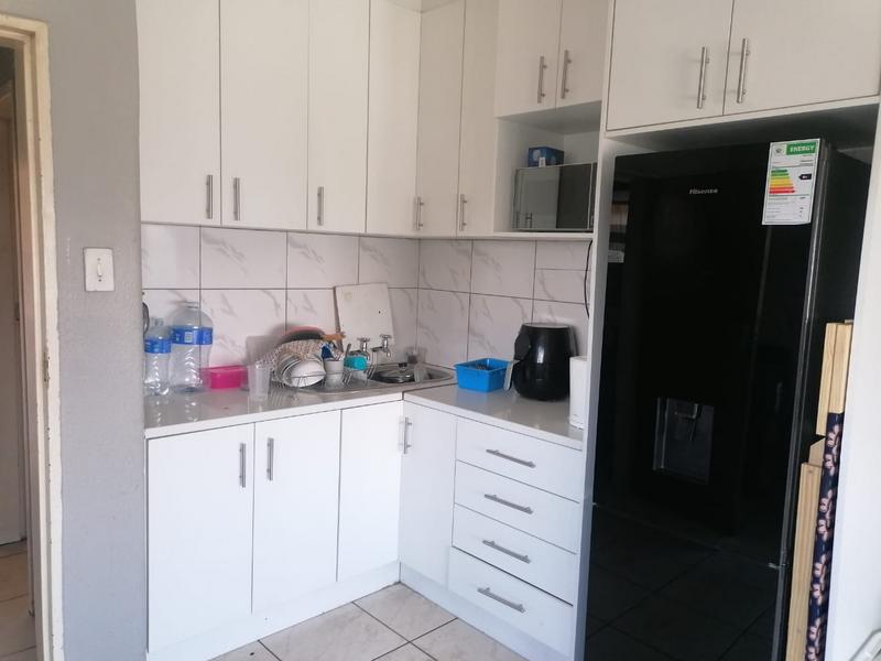 To Let 1 Bedroom Property for Rent in Primrose Gauteng