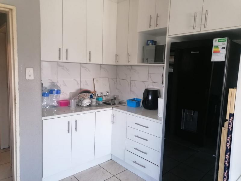To Let 1 Bedroom Property for Rent in Primrose Gauteng