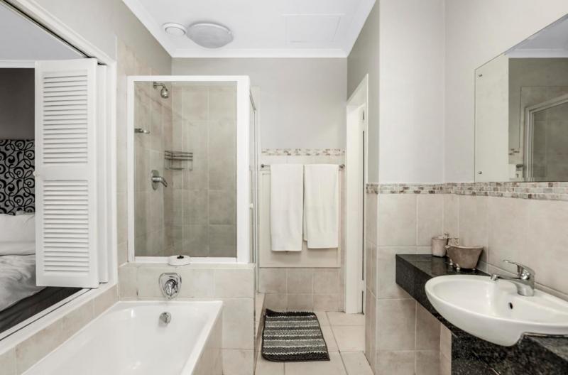 To Let 2 Bedroom Property for Rent in Rivonia Gauteng